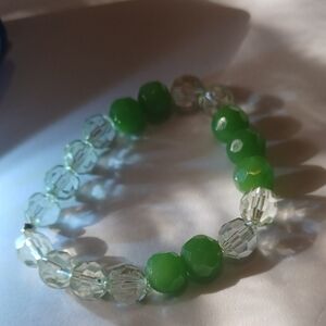 Elegant Green and Clear Beaded Bracelet
